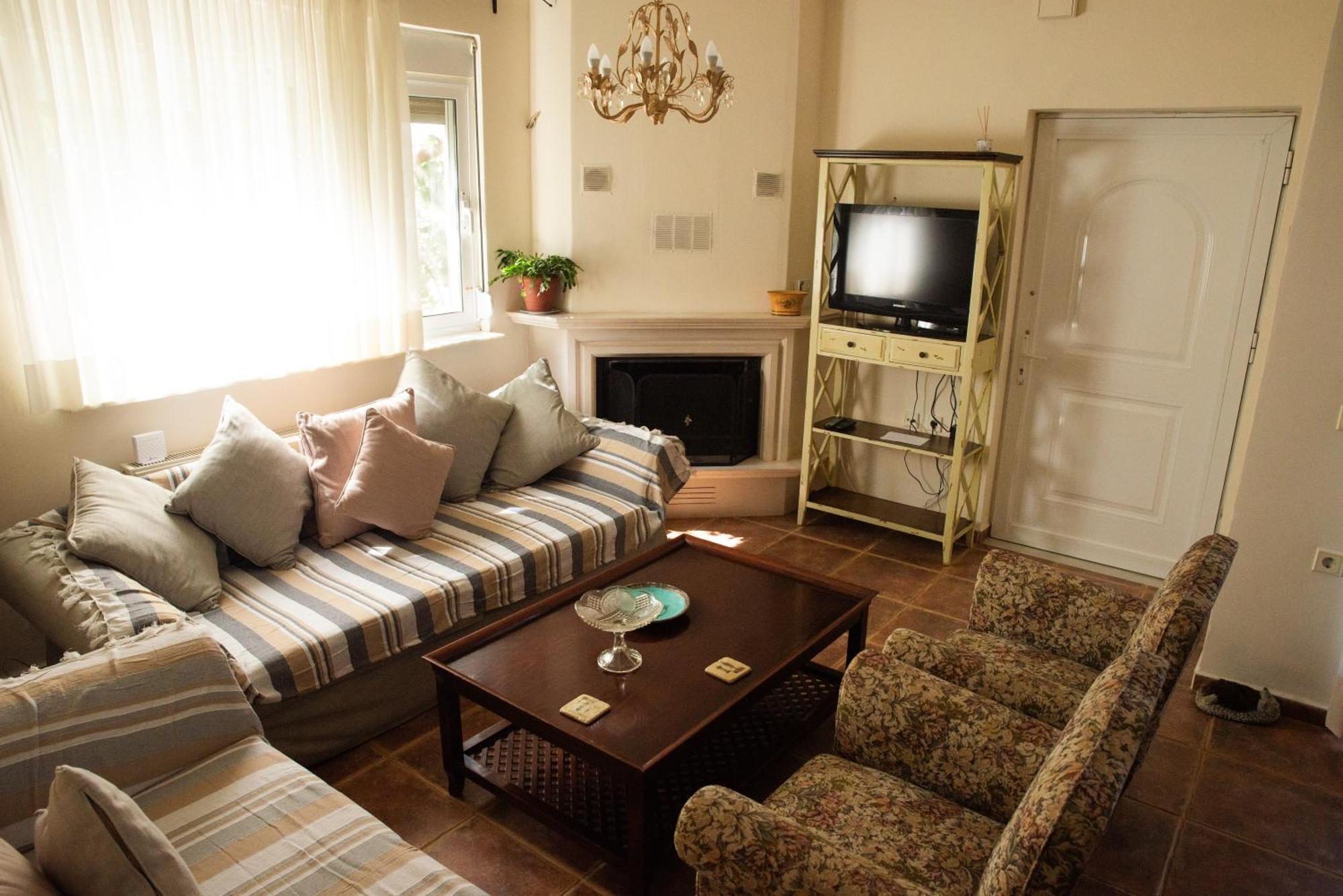 The Early Bird - Cosy 2-Floor House With Garden Villa Alexandroupoli Exterior foto
